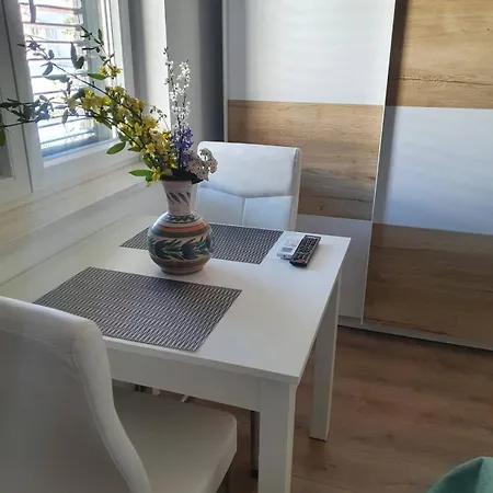 Odlicno Opremljeni Novouredeni Apartmani Iva, Okrug Gornji Trogir Zimmer foto