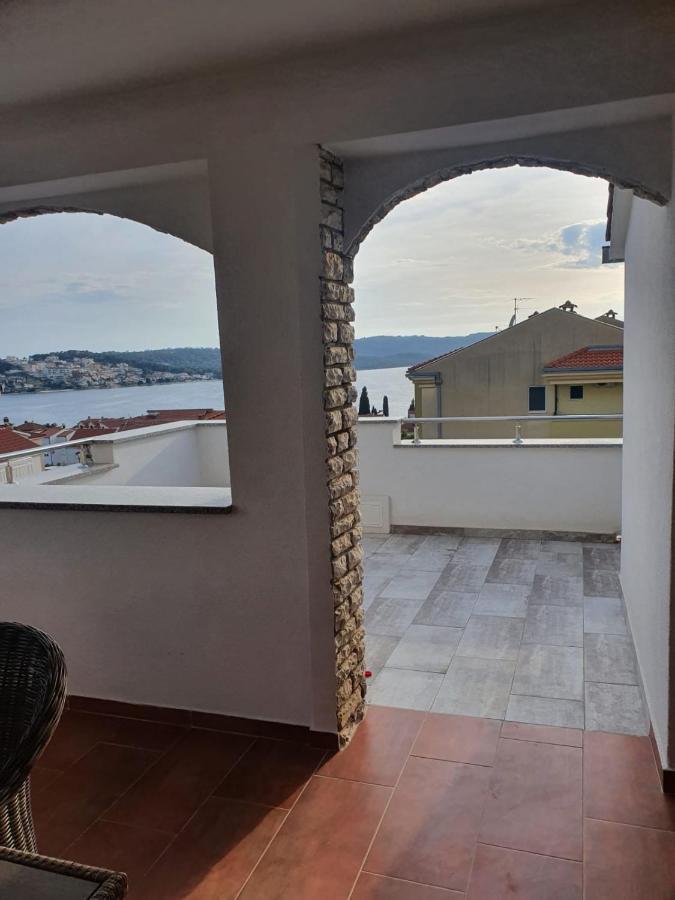 Apartment Odlicno Opremljeni Novouredeni Iva, Okrug Gornji Trogir